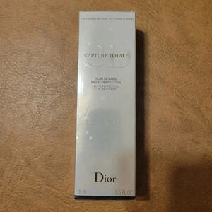 DIOR CAPTURE TOTALE MULTI-PERFECTION EYE TREATMENT 15 ML/0.5 OZ. NIB